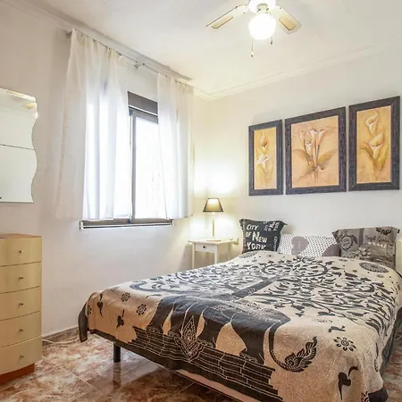 Apartment 3 Bedroom In